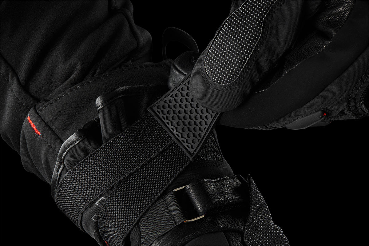 FURYGAN NOMAD GLOVE BLACK